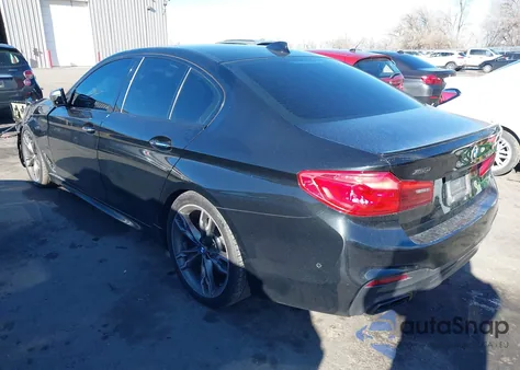 2018 BMW M550I xDrive z USA, uszkodzony, nr VIN WBAJB9C54JB049490